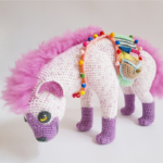 Lyra the Hyena | crochet pattern I WITH FUR - easy to follow