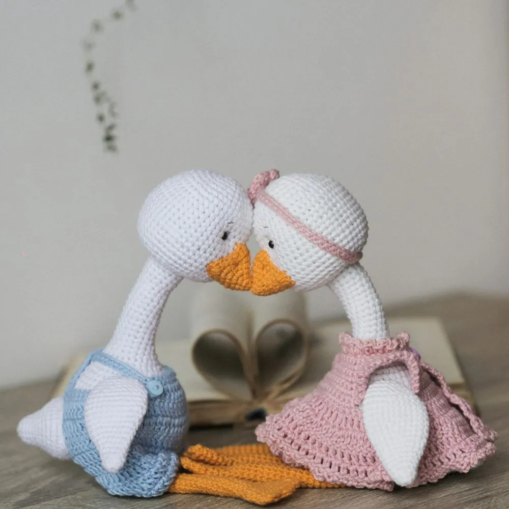 Newborn Goose Crochet Pattern - Amigurumi Baby Goose PDF
