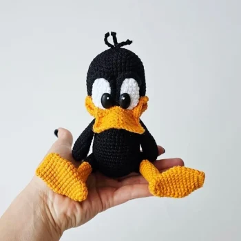 Daffy Duck Amigurumi Crochet Pattern PDF - Step-by-Step Looney Tunes DIY Crochet