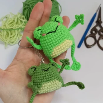Laggy Frog Keychain Crochet Pattern - Cute & Easy DIY Amigurumi Guide for Beginners