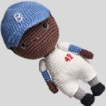 Crochet Little Heroes - Crochet pattern book of 20 amigurumi dolls to make and inspire - Image 11