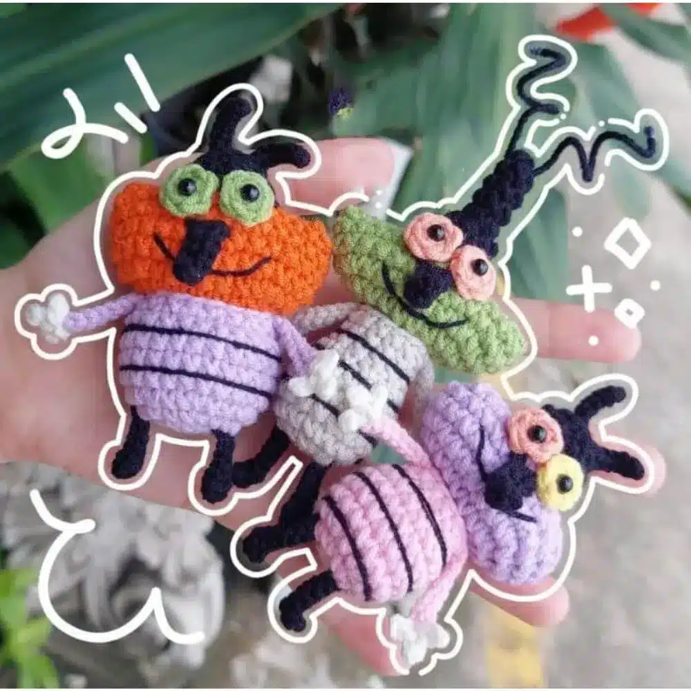 Joey, Dee Dee & Marky Cockroach Crochet Pattern - Amigurumi Trio PDF
