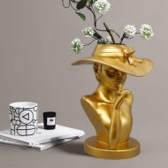Lady Hat Vase - Image 14