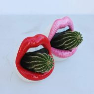 Pucker Up Lips Ceramic Planter - Image 11