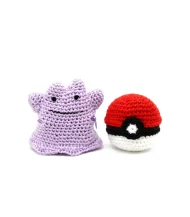 Ditto reversible crochet pattern — the Ditto plush beside its closed poke ball form