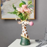 Bubblegum Animal Vase - Image 3