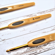 Soft Touch Crochet Hook Set — soft touch crochet hook