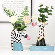 Bubblegum Animal Vase - Image 6