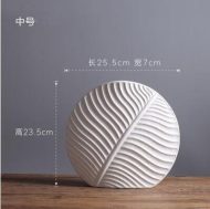 White Leaf Vases - Image 4