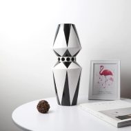 Black And White  Geometric Vases - Image 4
