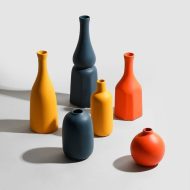 Contrasted Pastel Ceramic Vases - Image 4