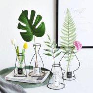 Minimal Iron Line Vase Holder - Image 3