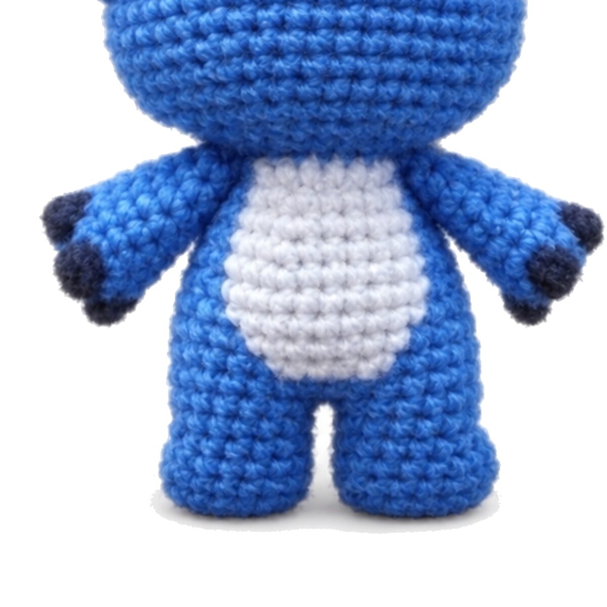 body belly patch and legs detail of the crochet blue alien pattern amigurumi keychain
