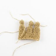 The three metallised crown spikes from the crochet frog purse pattern