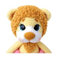 Crochet lion cub pattern, face close-up, from the SageandSilky lion cub amigurumi PDF