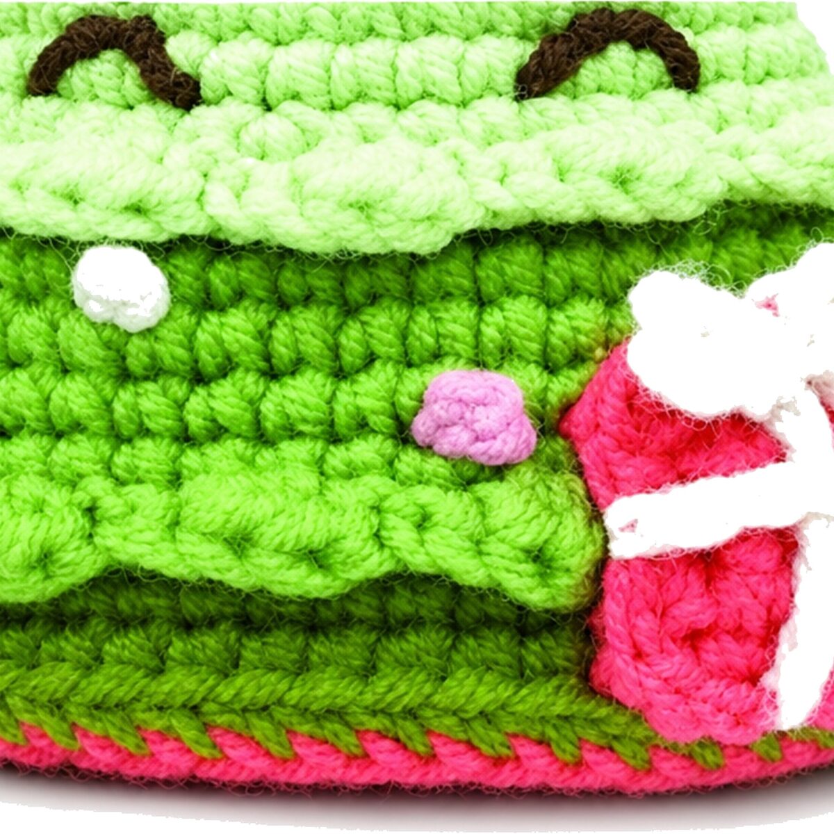 Crochet Santa Christmas tree pattern star and gift box detail close-up